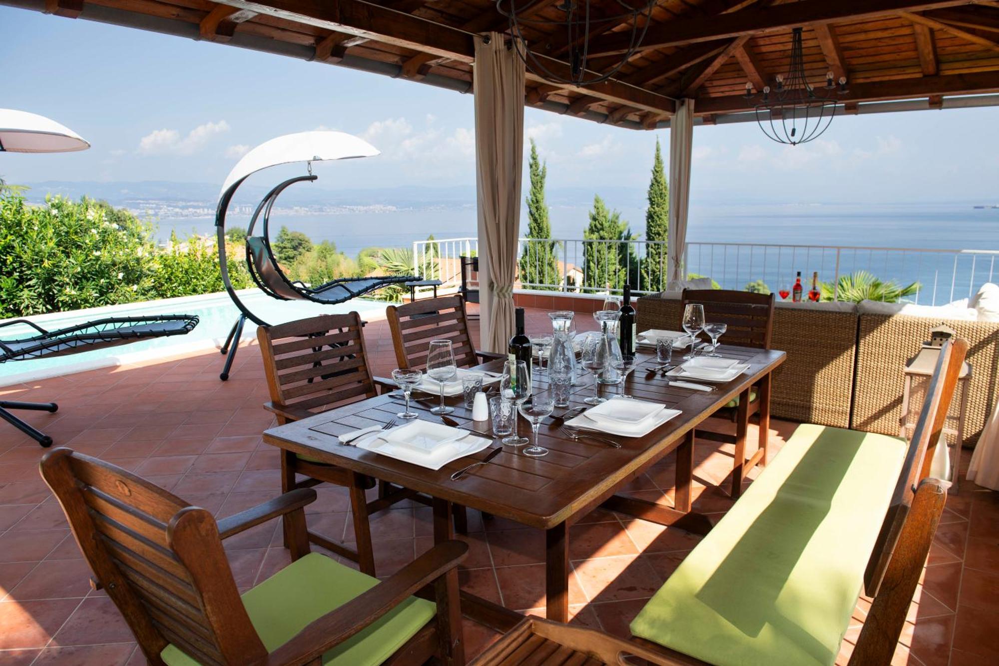 Villa Lovran - 150M To The Beach - Infinity Pool - Incredible Sea View - Fitnessraum Luaran gambar